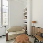 Charming Studio In The 4Th District Of Paris